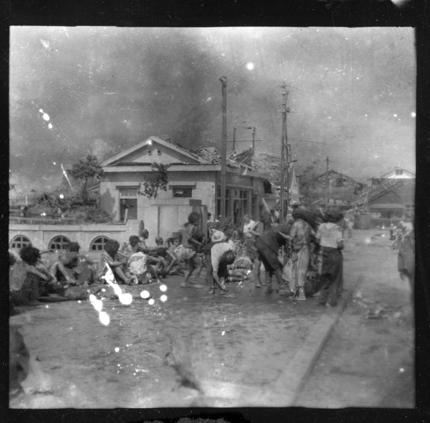 Miyuki Bridge, Hiroshima, roughly 2,300 meters from the hypocenter, photograph by Yoshito Matsushige, approximately 11 am, August 6, 1945, April 2013, Chromogenic print, 9 x 12 inch.
