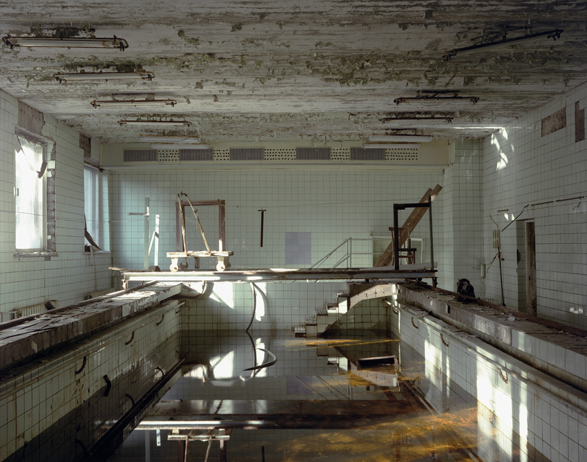 rehab pool pripyat 1998
